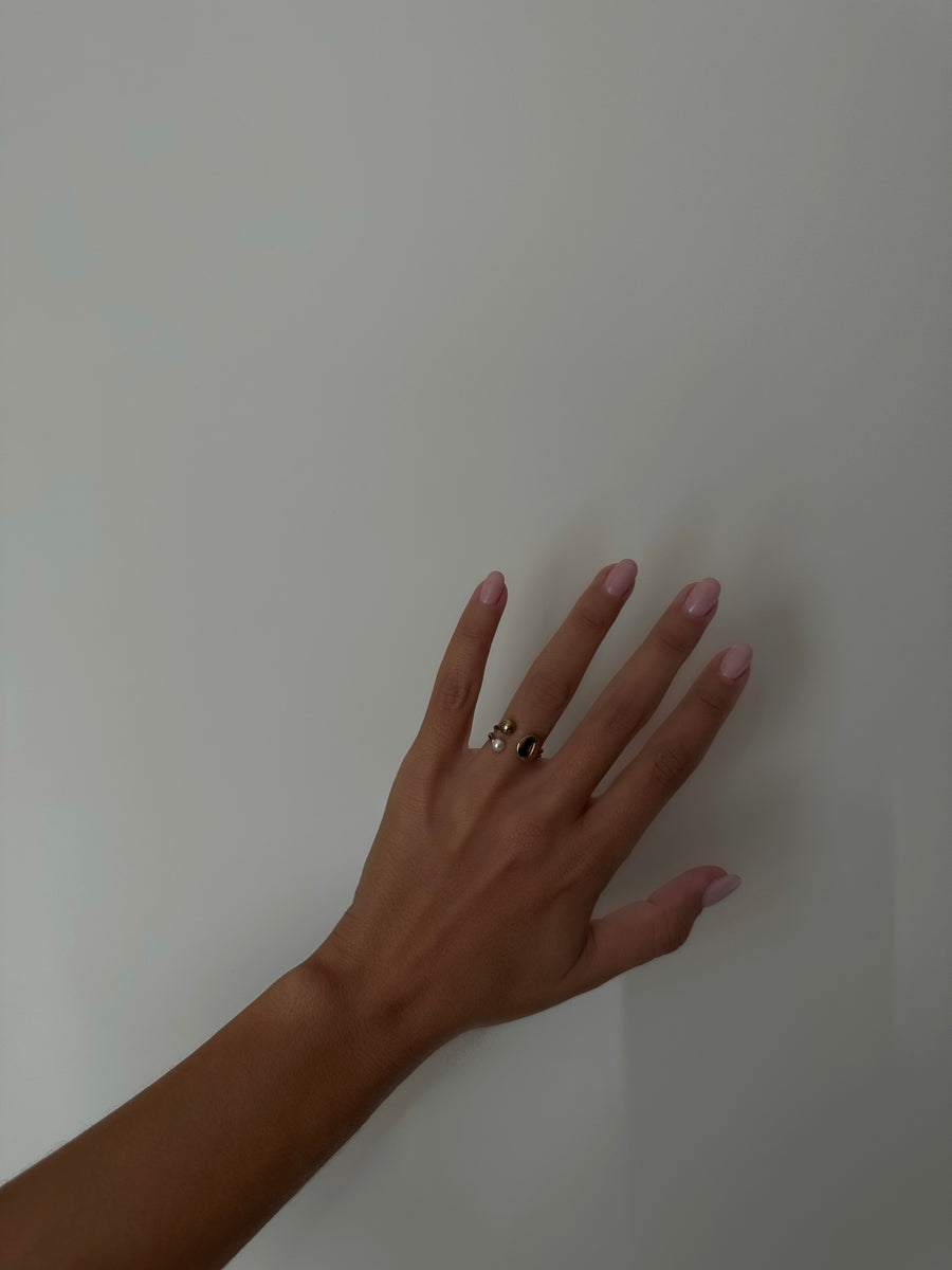 Nikki ring