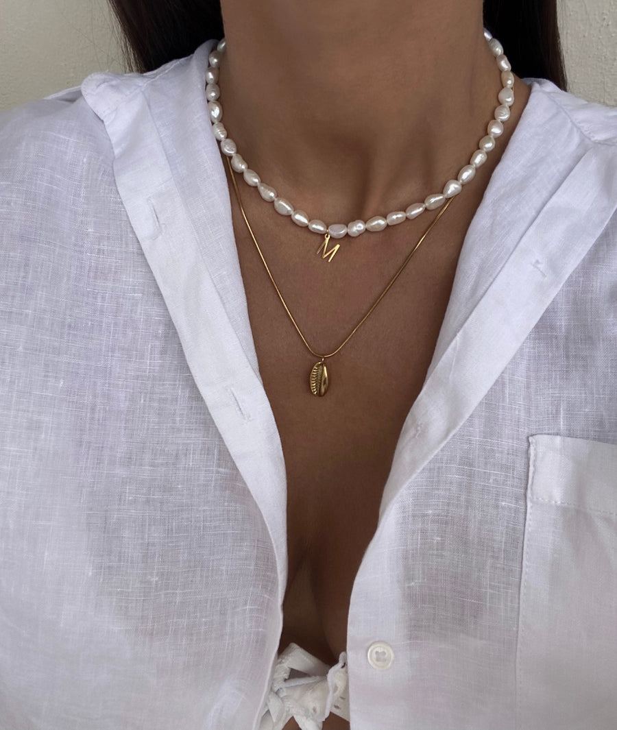 ID pearl necklace & Sea