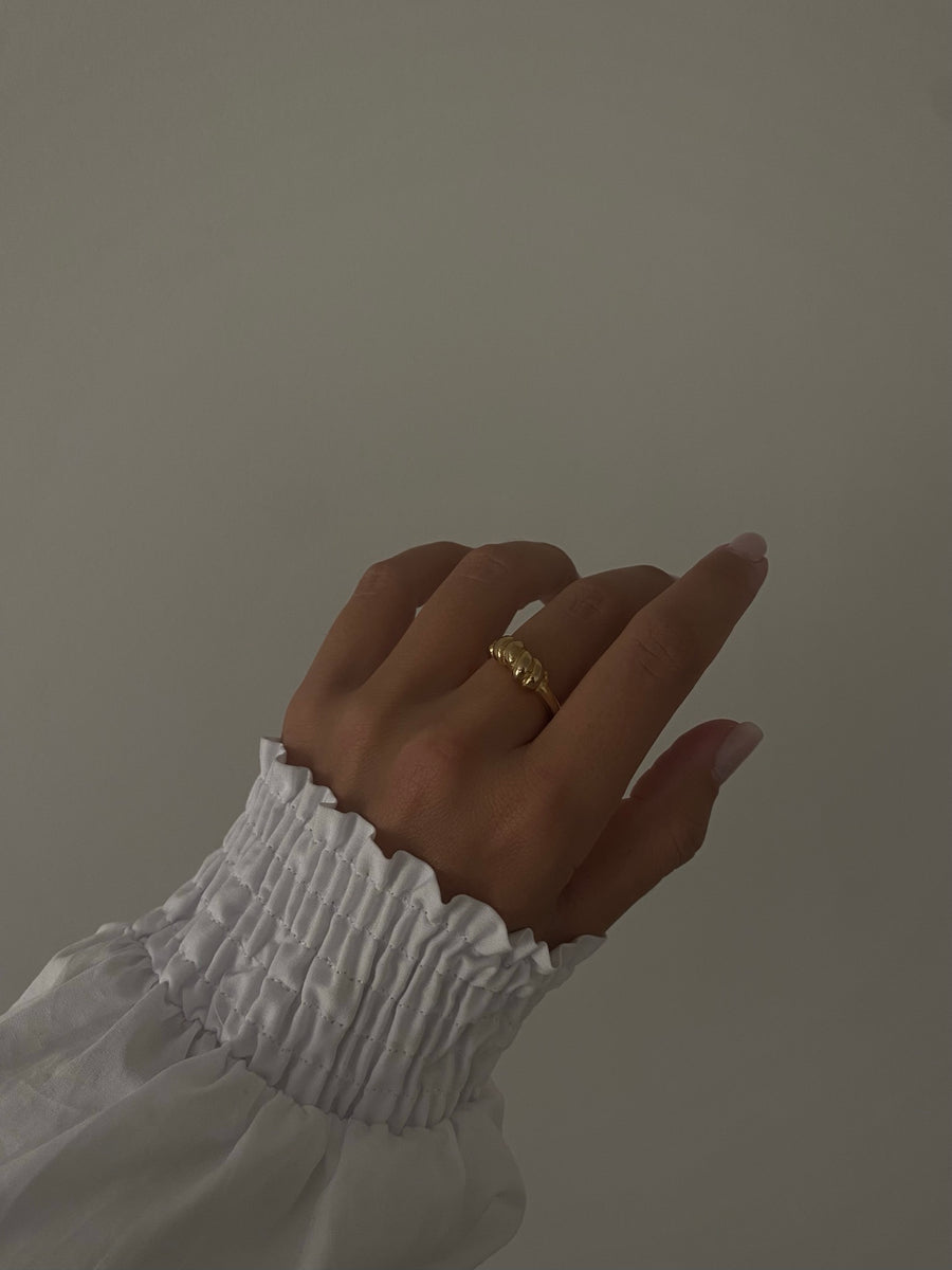 Isabella ring